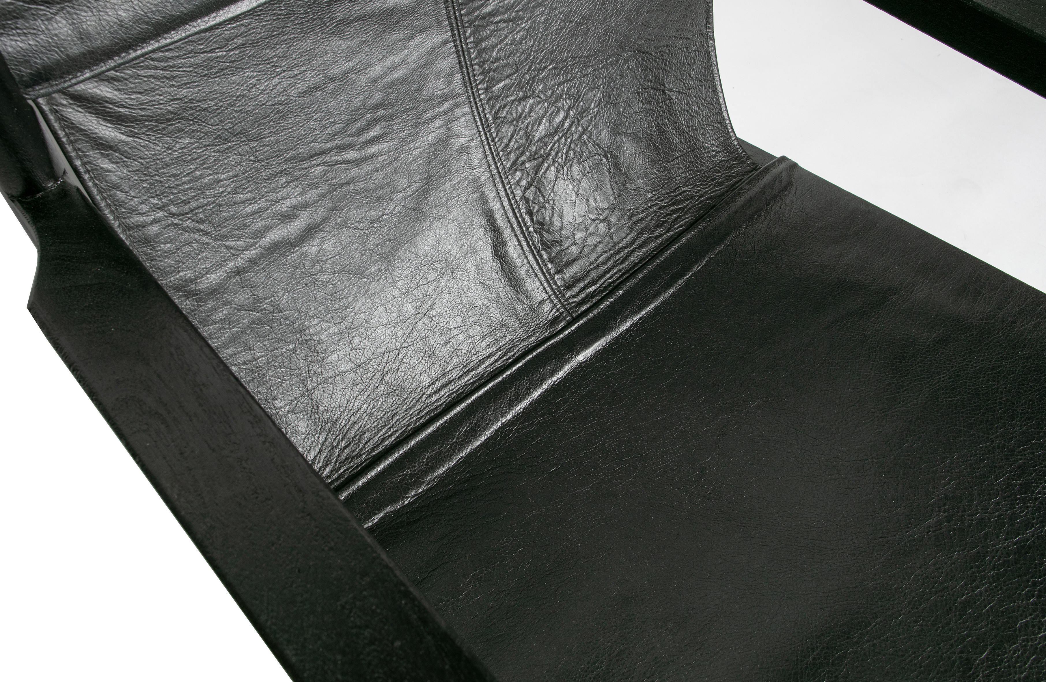 Rent a Armchair Chill leather brown? Rent at KeyPro furniture rental!